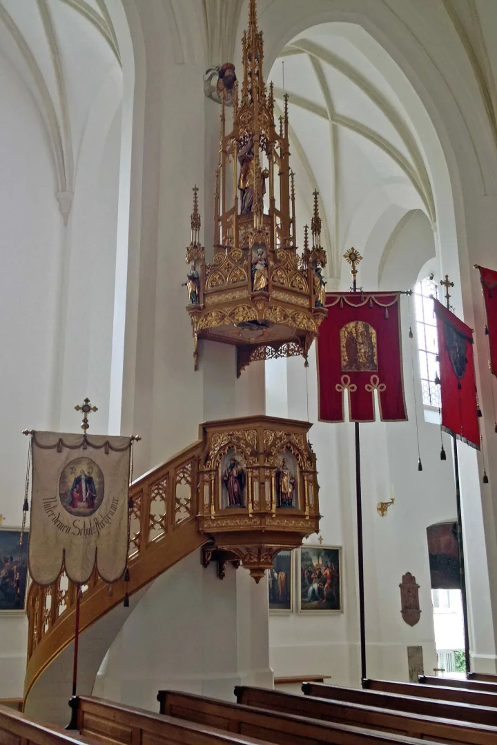 Preekstoel in Stadtpfarrkirche Maria Himmelfahrt, Bad Tolz