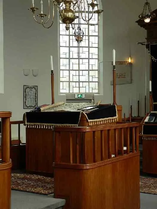 Preekstoel in Synagoge, Amersfoort