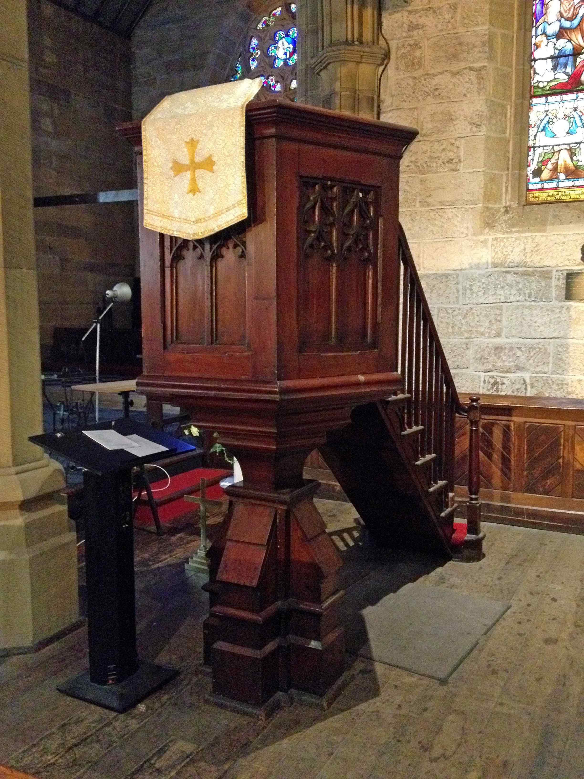 Preekstoel in Garrison Church epistelzijde, Sydney