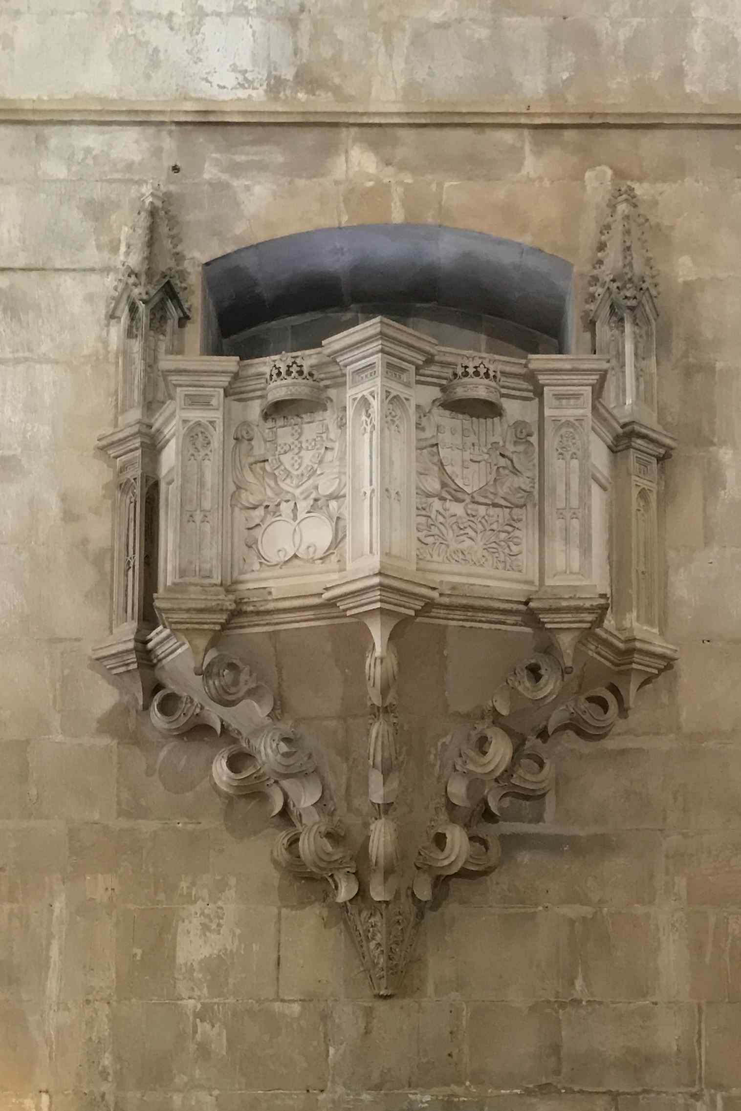 Preekstoel in Mosteiro da Batalha, 2440 Batalha
