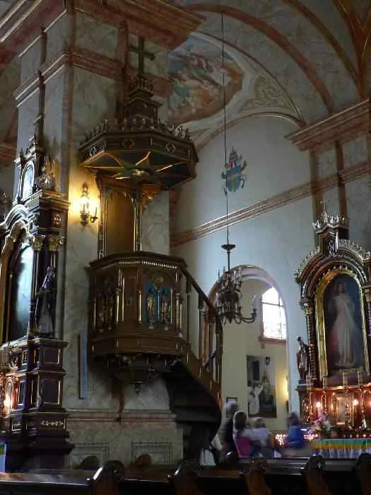 Pulpit at Kleine Basiliek, Wadowice