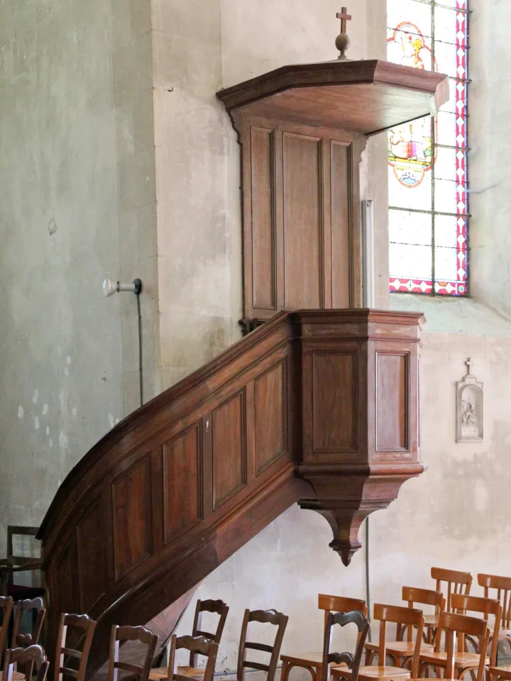 Pulpit at Eglise Notre Dame, Apremont sur Allier