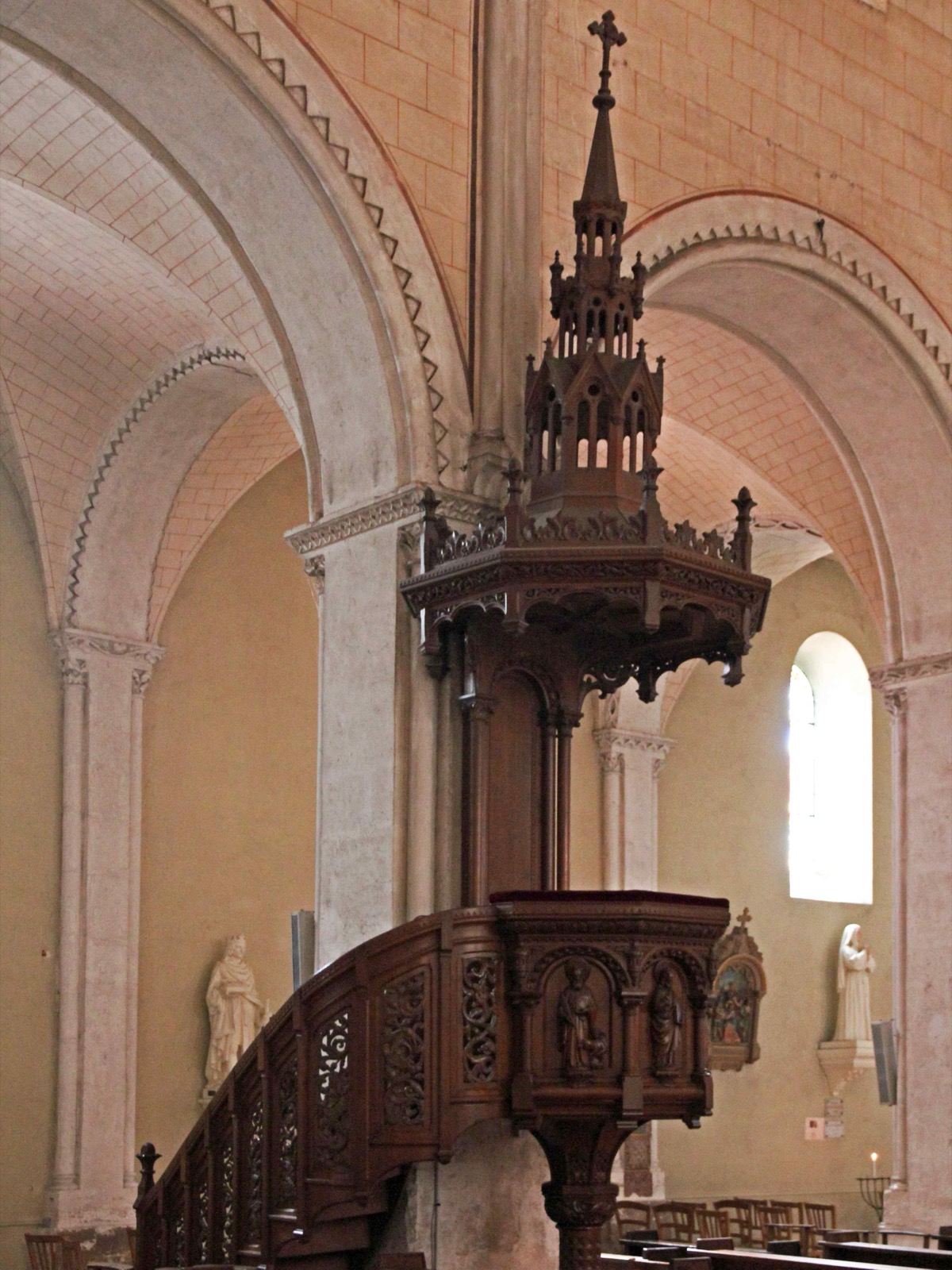Preekstoel in Notre Dame, Sancerre