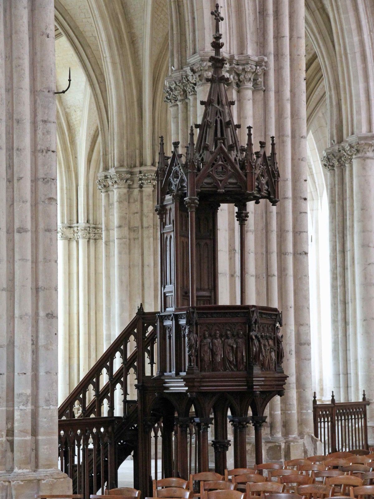 Preekstoel in Cathedrale St Pierre en St Paul, Troyes