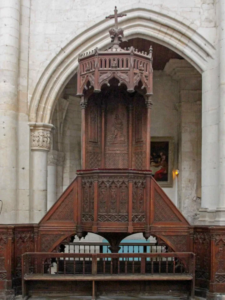 Preekstoel in St Jean, Troyes