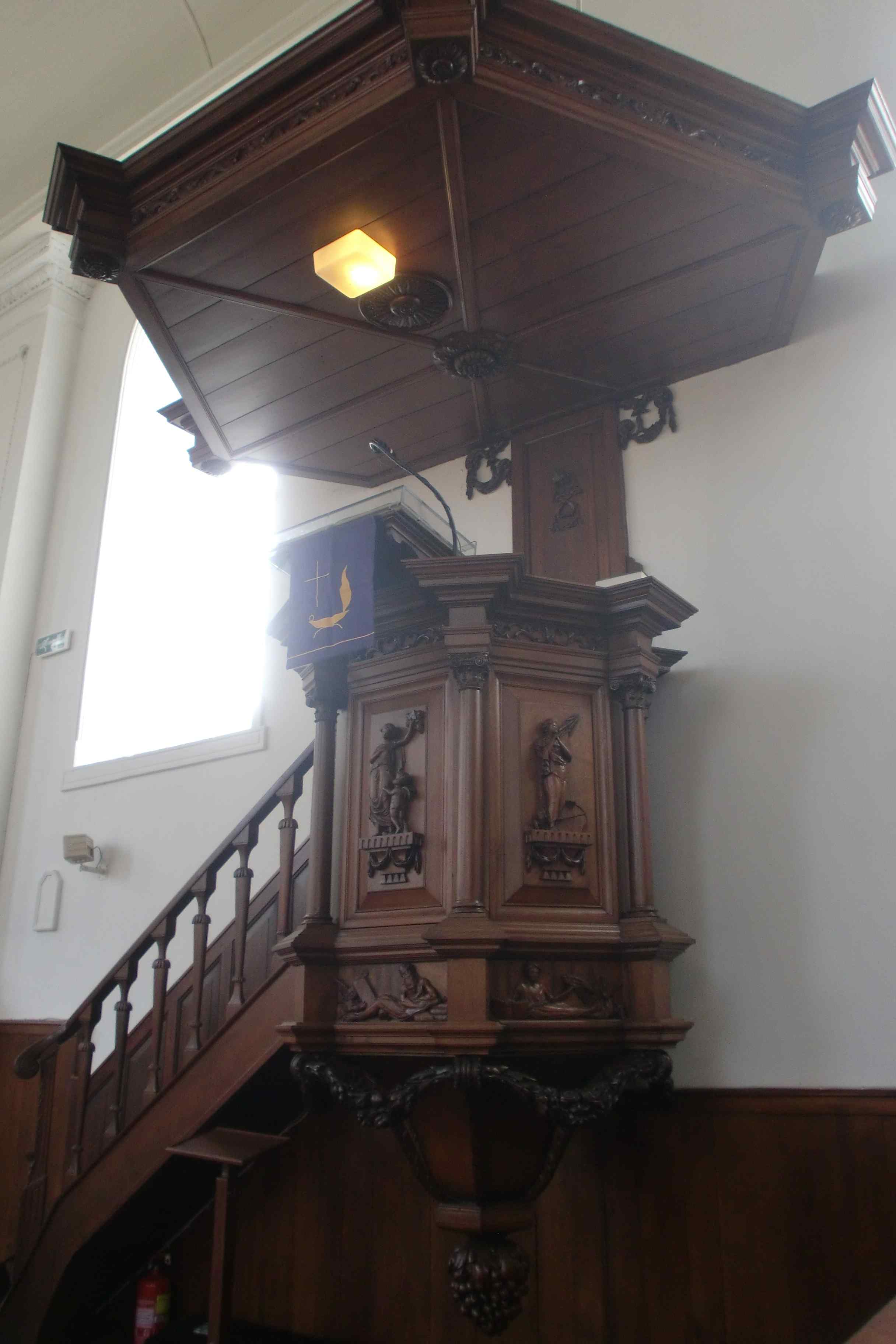 Preekstoel in Stefanuskerk, Finsterwolde