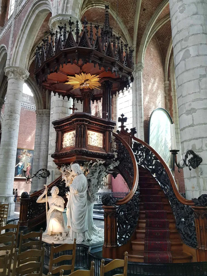 Pulpit at Sint-Michielskerk, Gent