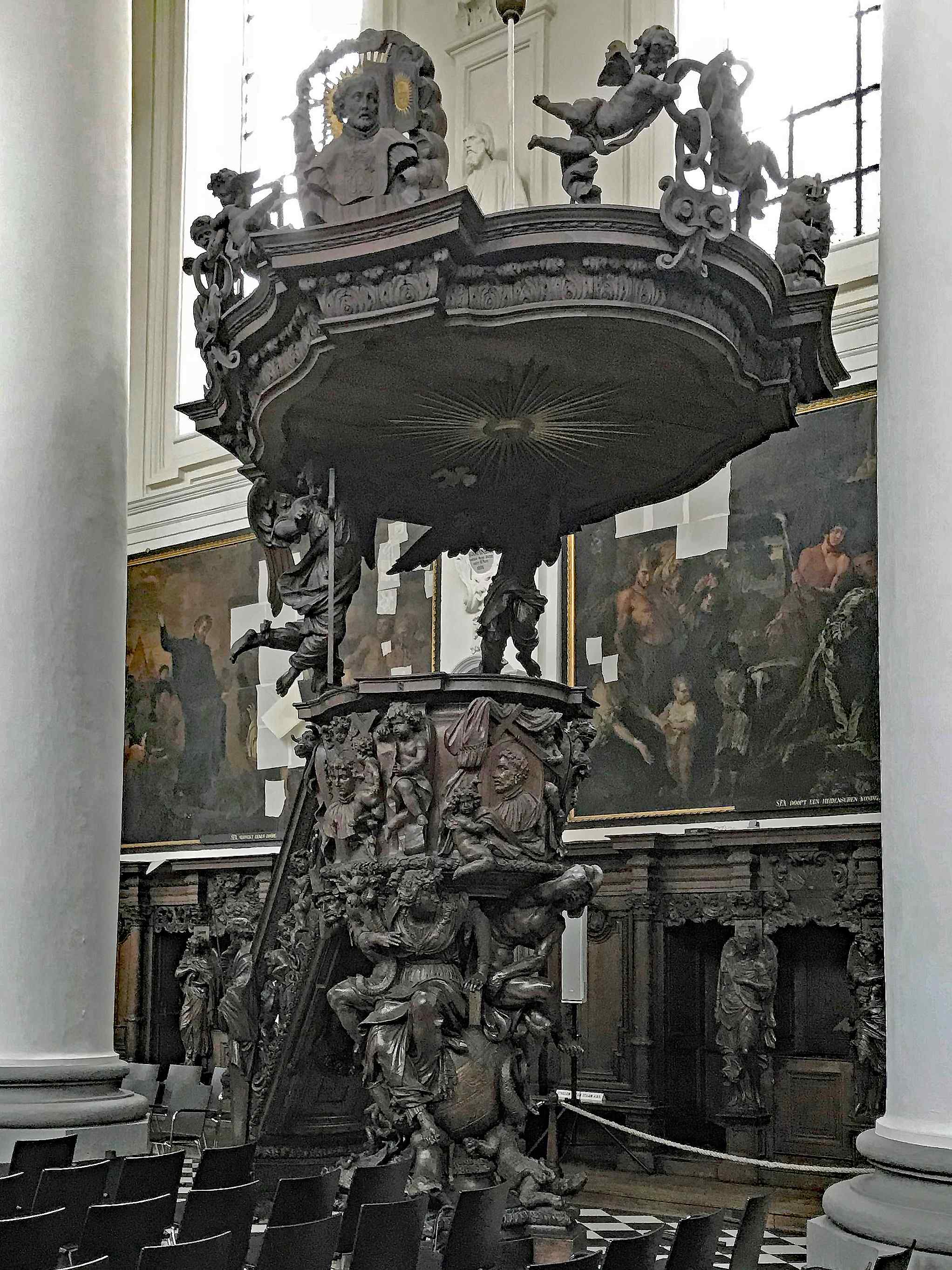 Pulpit at Sint Pieter en Paulkerk, Mechelen